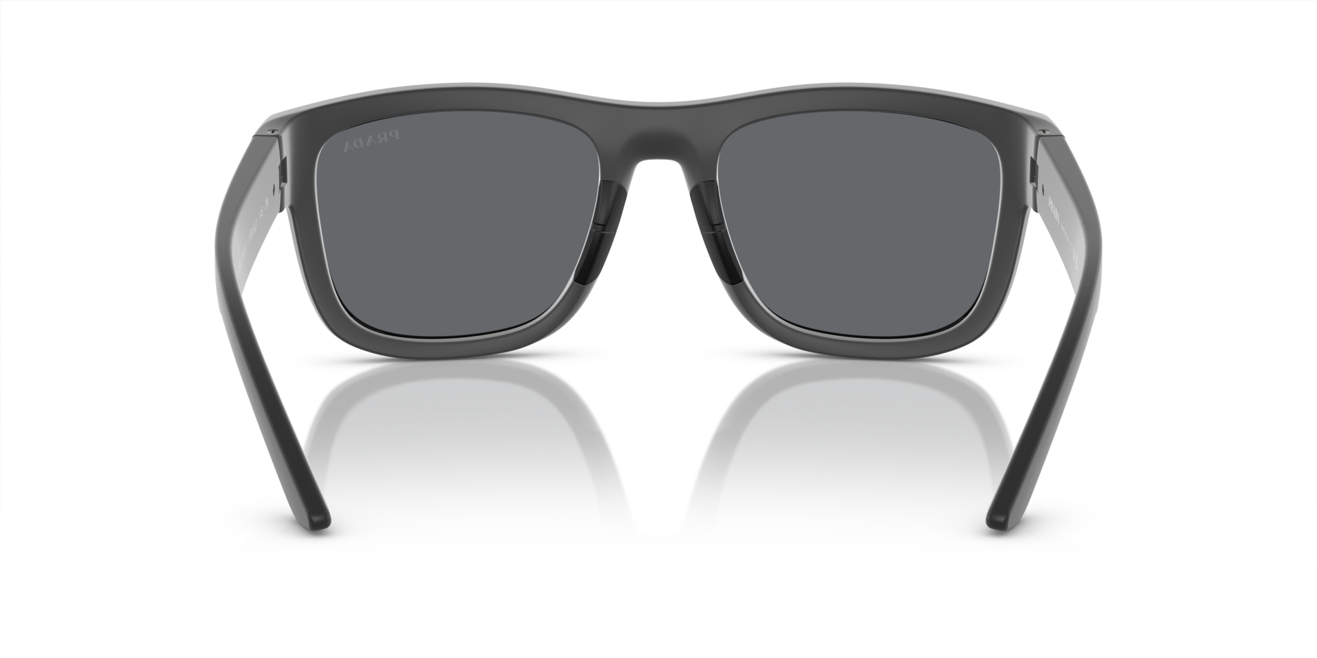 Das Bild zeigt die Sonnenbrille PS01ZS UFK5L0 von der Marke Prada Linea Rossa in schwarz.