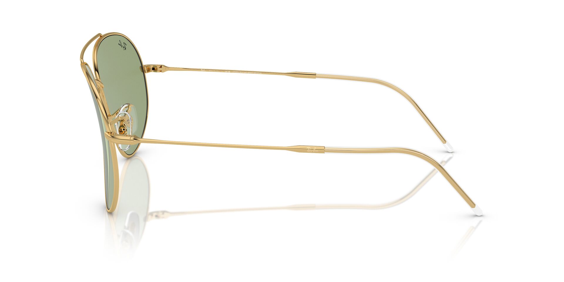 Das Bild zeigt die Sonnenbrille RBR0101S 001/82 von der Marke Ray-Ban in Gold.