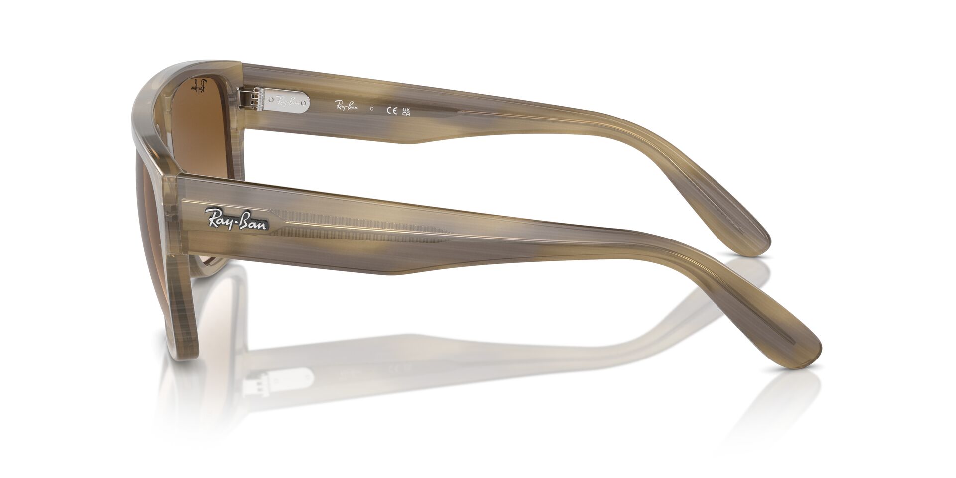 Das Bild zeigt die Sonnenbrille RB0360S 140551 von Ray-Ban in Grün gestreift.