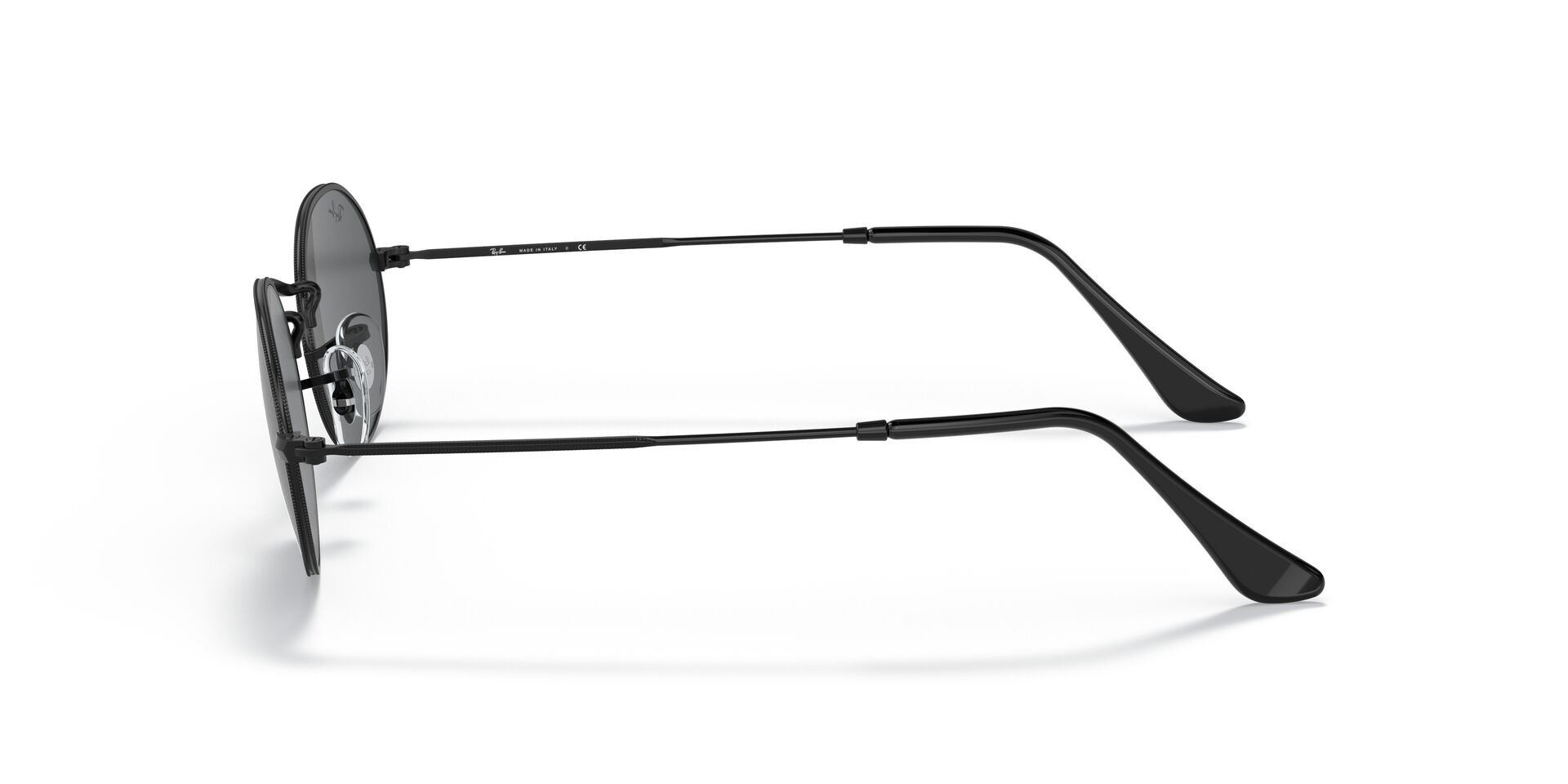 Das Bild zeigt die Sonnenbrille RB3547 002/B1 von der Marke Ray-Ban in Schwarz.